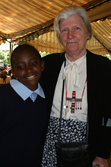 Ingrid Munro and a schoolgirl